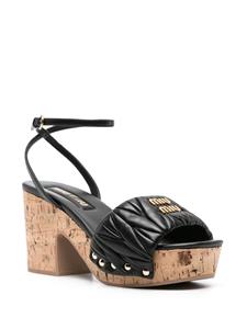 Miu Miu logo-plaque leather sandals - Zwart