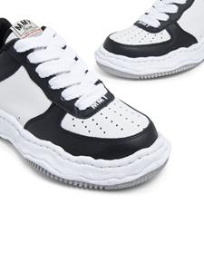 Maison Mihara Yasuhiro Wayne low-top sneakers - Zwart