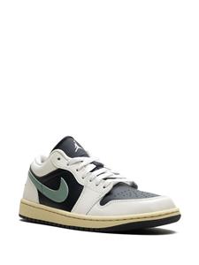 Jordan Air  1 Low Jade Smoke sneakers - Wit