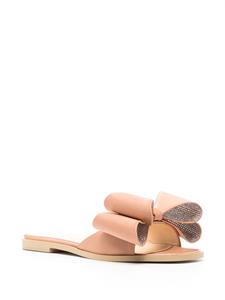 MACH & MACH Slippers met strikdetail - Bruin