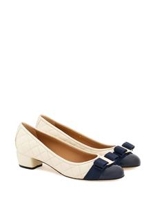 Ferragamo Vara 30 mm gevoerde pumps - Beige