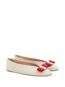 Ferragamo Vara leren ballerina's - Wit