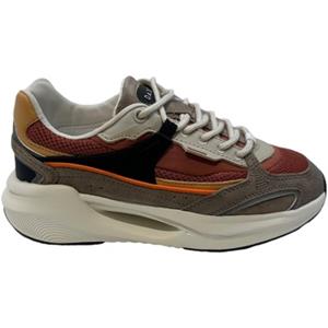 Date Sneakers  2240