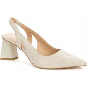 Betsy Sandalen  -