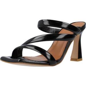 Angel Alarcon Pumps  SOL