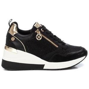 XTI Sneakers  143717
