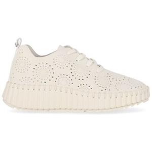 Chika 10 Sneakers  TONI 01