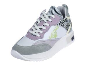 Giga Sneaker