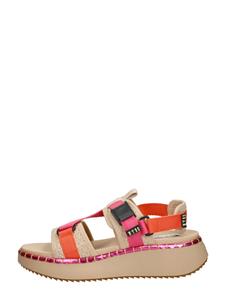 Steve Madden  Decorum