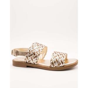 Carmela Sandalen  -