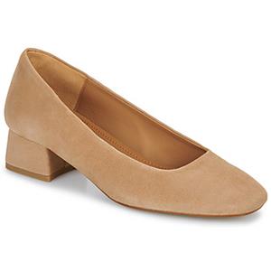 JB Martin Pumps  VIRGINIA
