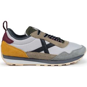 Munich Sneakers  Um