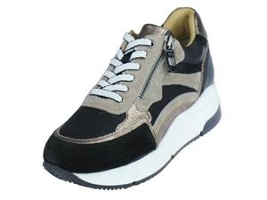 Helioform Sneaker