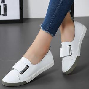 Super cow Mode Dames Loafers Flats Dame Vrouwelijke Slip Op Witte Lederen Mocassins Casual Schoenen 38 zwart