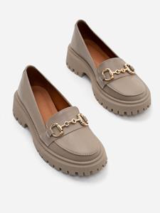 Issa Plus leren schoenen met kettingen 41 beige