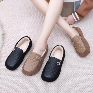 Cpcoepax Dames Winter Warme Pantoffels Flats Slip on Ronde Neus Buiten Binnen Huisschoenen Bont Gevoerde Loafer Platte Schoenen Lichtgewicht Pluche Wandelschoenen voor Dames 35 zwart