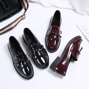 Wulaa Leren Loafers Dames Zwarte Patent Platform Slip-on Schoenen voor Dames Lente Herfst Casual Strik Flats Schoenen 42 zwart