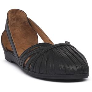 Frau Ballerina's  FEATHER NERO