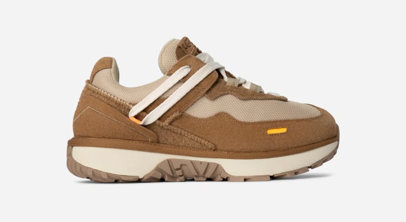 UGG Sneakers RETROFI LOW , plateausneaker, chunky sneaker, veterschoen met zachte binnenzool