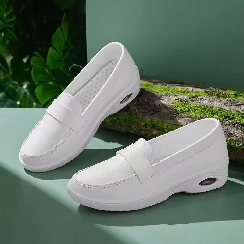 BeautyFeet Mode Dames Flats Winter Casual Slip-on Ronde Neus Vrijetijdsschoenen voor Dames Stevige Lederen Loafers Damesschoenen 40 wit