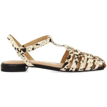 Gioseppo Ballerina's  CONNERTON