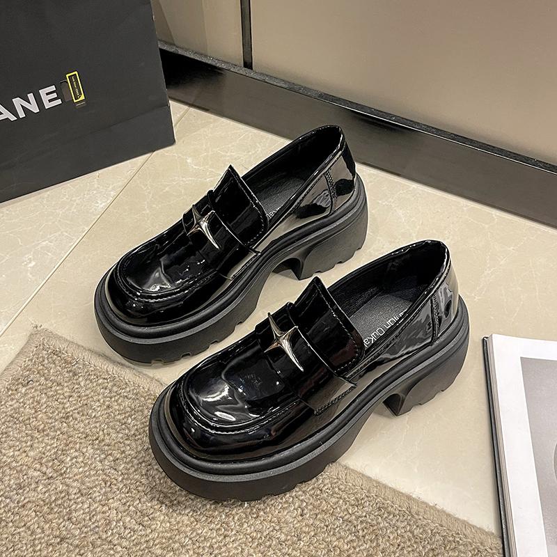 BeautyFeet Nieuwe Hoge Hakken Oxford Schoenen voor Vrouwen Lente Lakleer Chunky Platform Loafers Vrouw Slip Op Loafers Jk Uniform Mary Janes 38