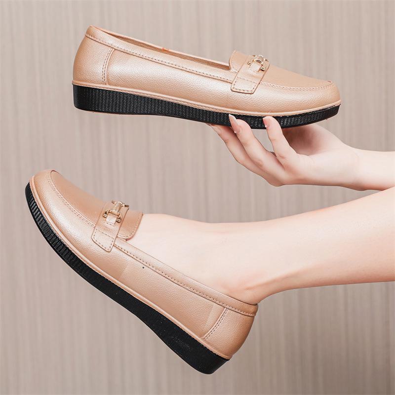 Shoes Arena Zwarte waterdichte loafers voor dames, Britse stijl, spitse neus, formele werkschoenen voor zomer 2021. 37
