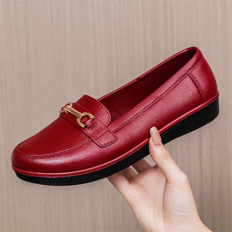 Shoes Arena Zwarte waterdichte loafers voor dames, Britse stijl, spitse neus, formele werkschoenen voor zomer 2021. 39