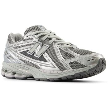 New Balance Lage Sneakers  1906