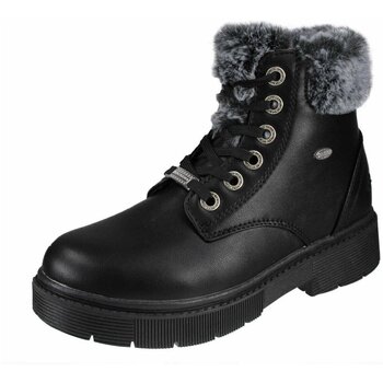 Dockers by Gerli Laarzen  -