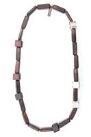 COLLEZIONE ALESSANDRO Lange Kette »Maya«, mit hochwerigen matten Kunststoffelementen in geometrischer Form