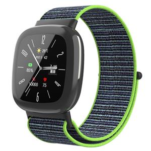 Strap-it Fitbit Versa 4 nylon bandje (blauw/lime)