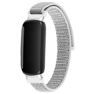 Strap-it Fitbit Inspire 3 nylon bandje (zeeschelp)