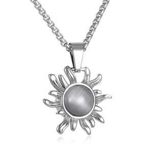 Urnwebshop Assieraad Zonnetje met Maansteen, inclusief Collier