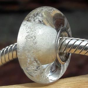 Gedenkartikelen Bedel van massief glas met deeltjes crematie-as: Transparant