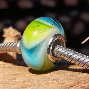 Gedenkartikelen Bedel massief meerkleurig glas + deeltjes crematie-as: Tetra