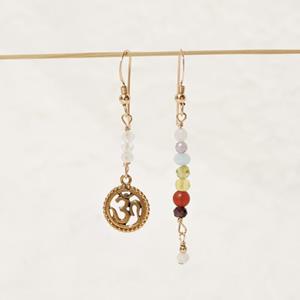 Happinez Chakra en Aum oorbellen