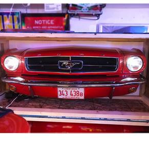 Fiftiesstore Ford Mustang 1965 Voorkant - Gemaakt Van Een Echte Auto