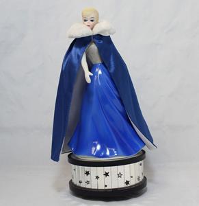 Barbie Porseleinen Beeldje En Muziekdoosje Midnight Blue 1965 23 cm