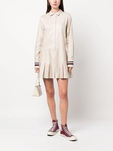 Tommy Hilfiger logo-plaque pleated dress - Beige