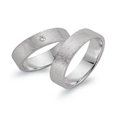 Unique Trouwringen 8 Karaat Witgoud Met Diamant