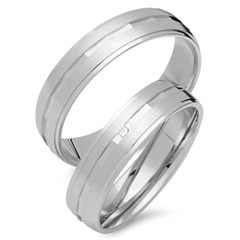 Unique Trouwringen 8 Karaat Witgoud Met Diamant