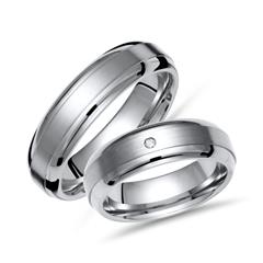 Unique Titanium Trouwringen Diamant Graveren