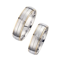 Unique Trouwringen Geel En Witgoud Met Diamant Breedte 5,5 mm