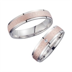 Unique Trouwringen Rood En Witgoud Met Diamant Breedte 5 mm