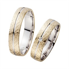 Unique Trouwringen Geel En Witgoud Met Diamant Breedte 5 mm