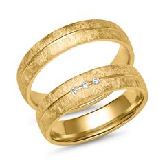 Unique Gouden trouwringen met 3 diamanten
