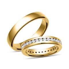 Unique Trouwringen 8 Karaat Geelgoud 32 Diamanten
