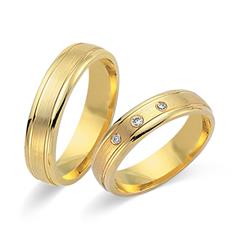 Unique Trouwringen 8 Karaat Geelgoud 3 Diamanten