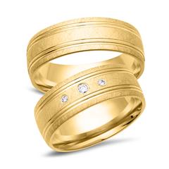 Unique Trouwringen 8 Karaat Geelgoud 3 Diamanten
